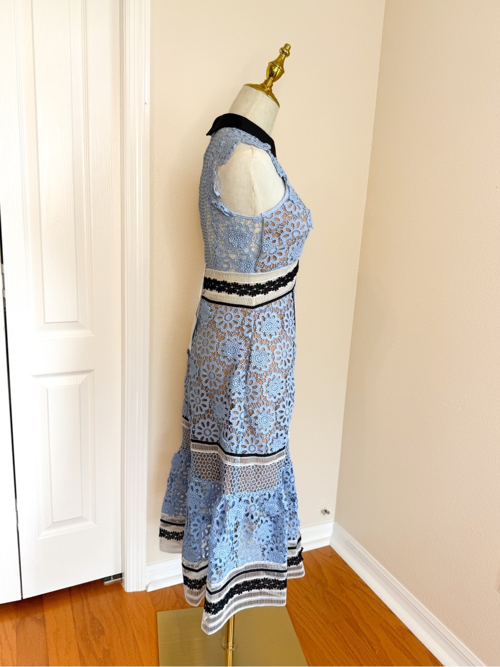 Self-Portrait Blue Floral Lace Midi Dress US 2 NWT - Picture 6 of 13
